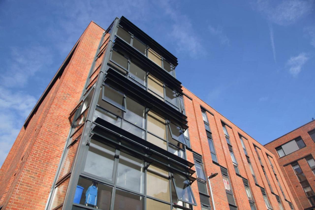 Student Only Riverside Way In Winchester Ngoại thất bức ảnh
