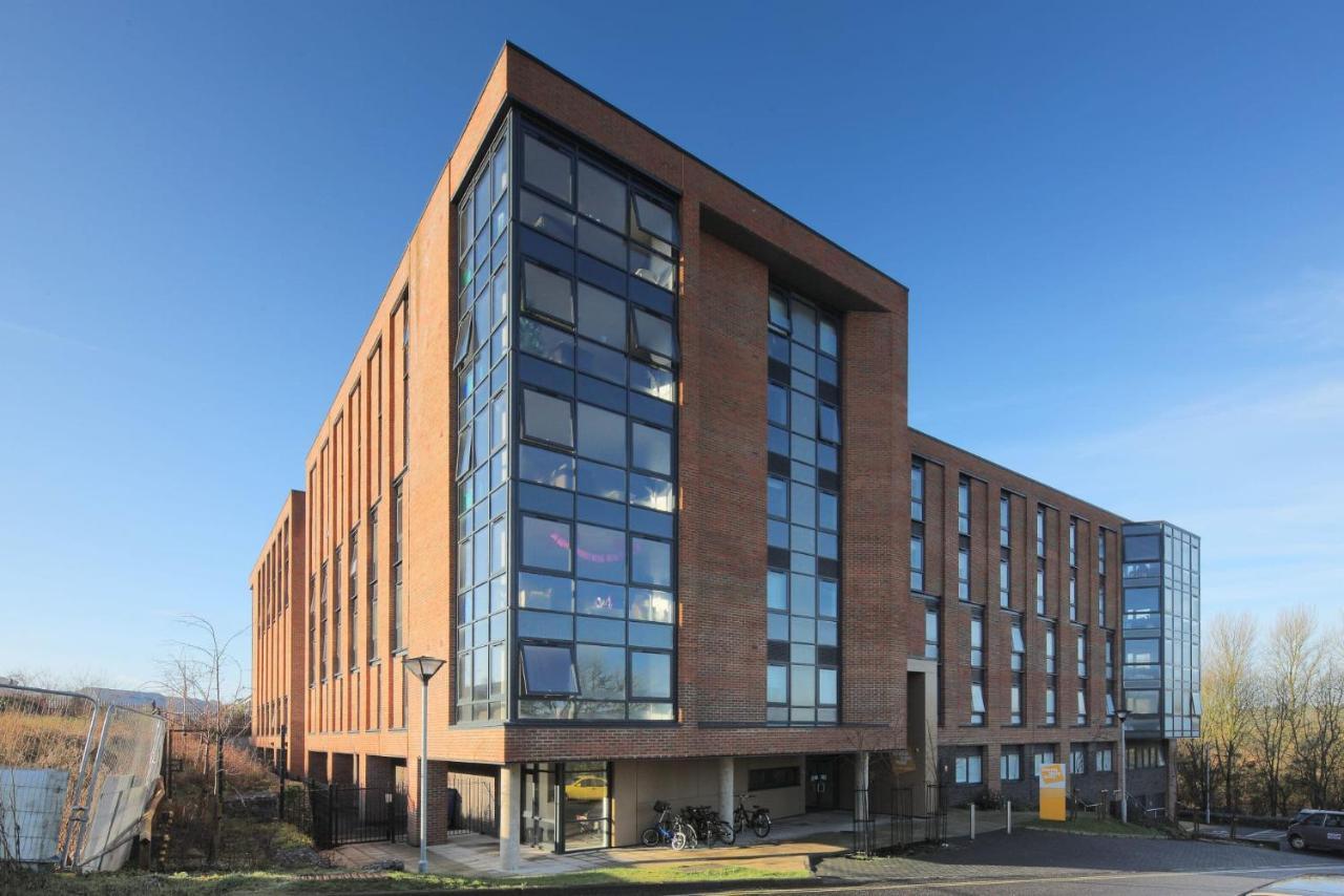 Student Only Riverside Way In Winchester Ngoại thất bức ảnh